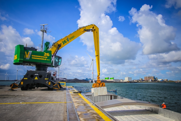 Verbrugge Terminals | Professional stevedores